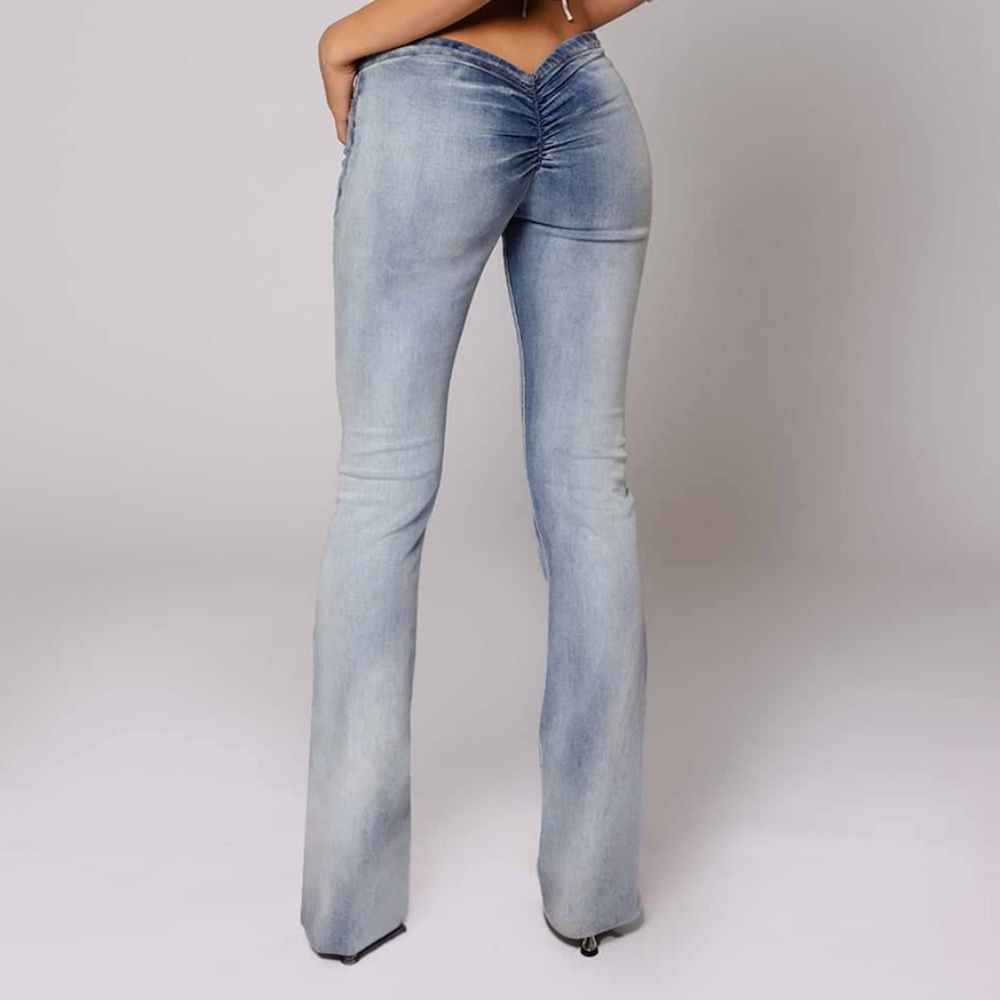 Revice Cali Jeans in Blue Current, Never worn!